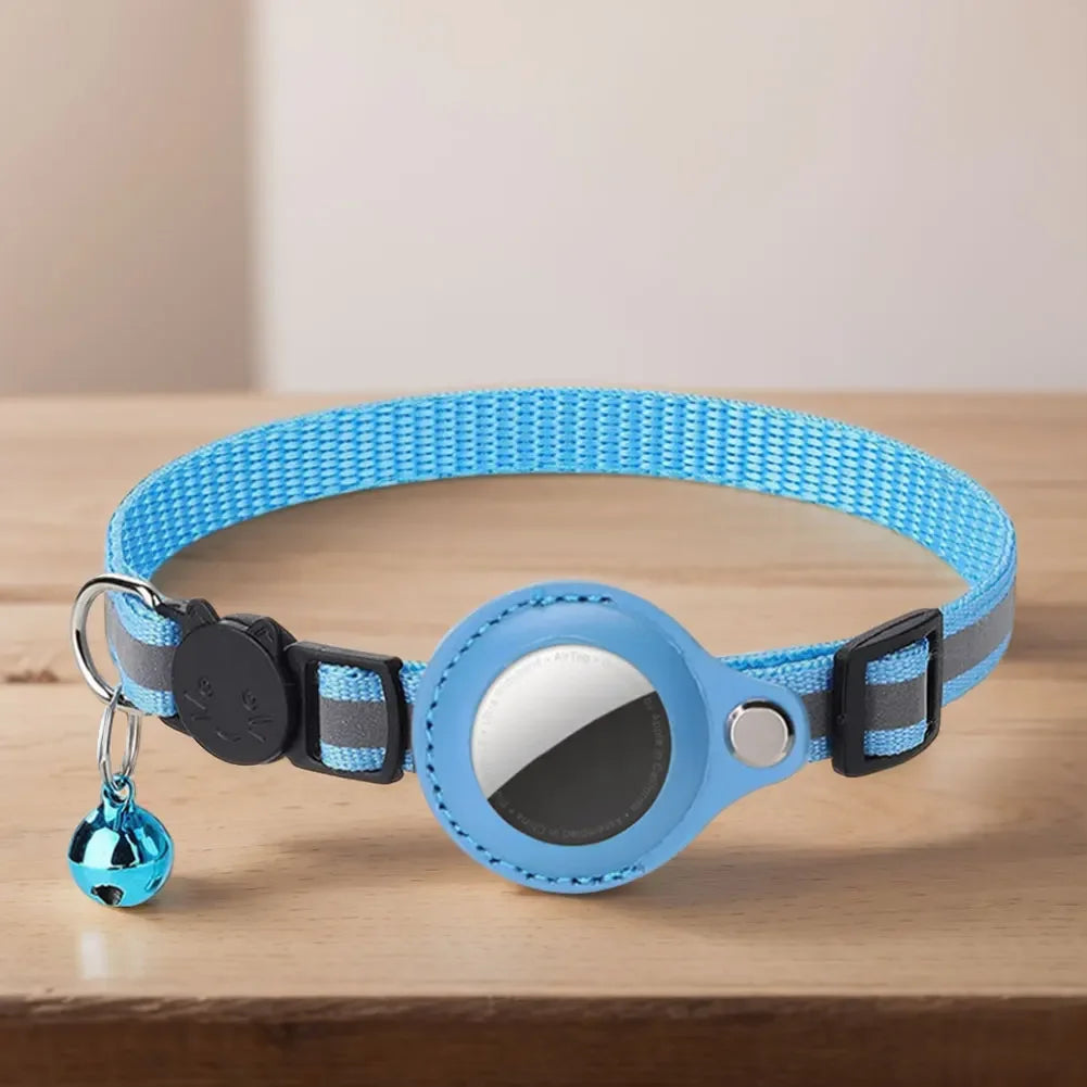 Reflective Cat Collar with Apple AirTag Holder Adjustable and Stylish Design for Kitten Safety