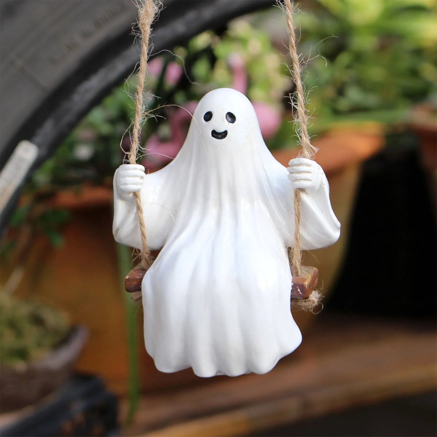 Realistic Ghost Figurine Hanging Ornament - Weatherproof Resin Halloween Decoration for Parties & Garden